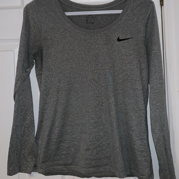 Grey Nike long sleeve - Picture 1 of 2